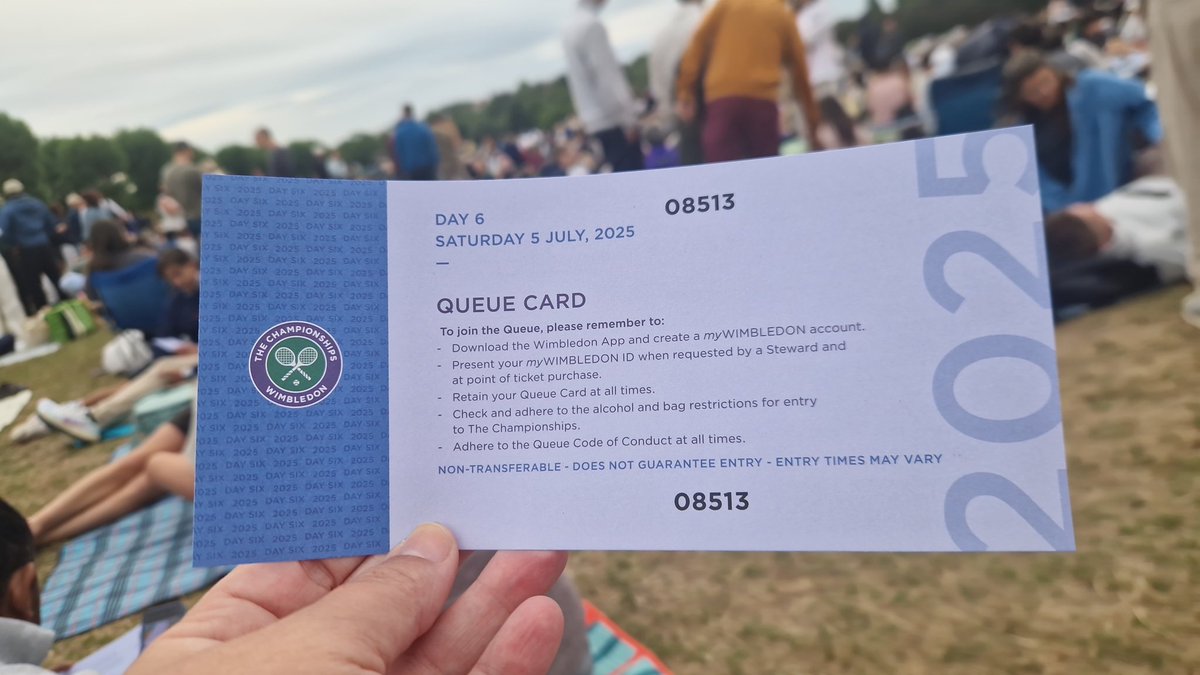 treluanu's tweet image. #TheQueue #Wimbledon2025🍓 @ViewFromTheQ arrived at 5.34