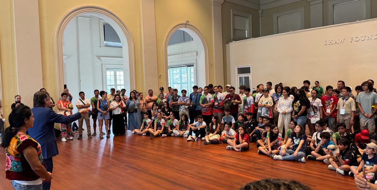 agarcialopezl's tweet photo. Recibí en el @acm_sg a los 170 estudiantes mexicanos de 14 estados del país que participan en las Olimpiadas de Matemáticas de Singapur SIMOC2025 y a 151 maestros y padres de familia que los acompañan. 
¡Bienvenidos! 
Les deseamos éxito ¡por ustedes, por sus estados y por México! https://t.co/BWipe0CwX4