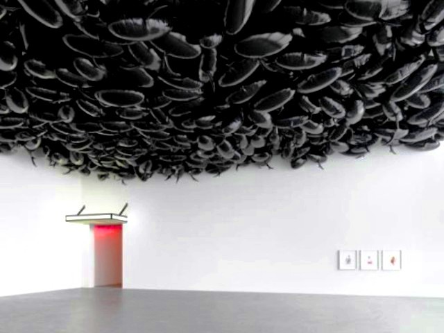 Enrique Vila-Matas / Web (@tommir7) on Twitter photo ¿Qué saben de Parreno, el artista genial y amigo y cómplice de Dominique González Forster? ¿Qué saben de Parreno, el artista genial y amigo y cómplice de Dominique González Forster?