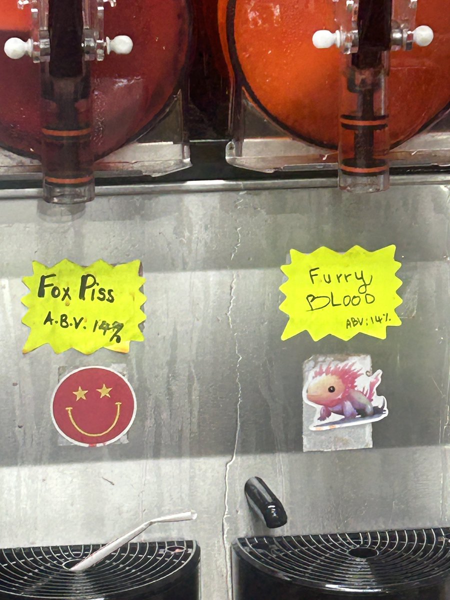 v4vienna's tweet image. i tried ordering this boozy slushie from the corner store at ac

but i didnt wanna say the name, so i just said the "red fox"

and without hesitation, she stares straight into my eyes and says

 "say it like you want it" like DAMN OK

so i said..

"i want a cup 

of fox piss"