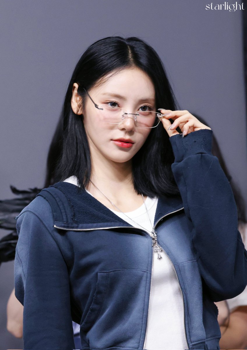loona820's tweet image. 250704 jinsoul
#진솔 #JinSoul
#아르테미스 #ARTMS