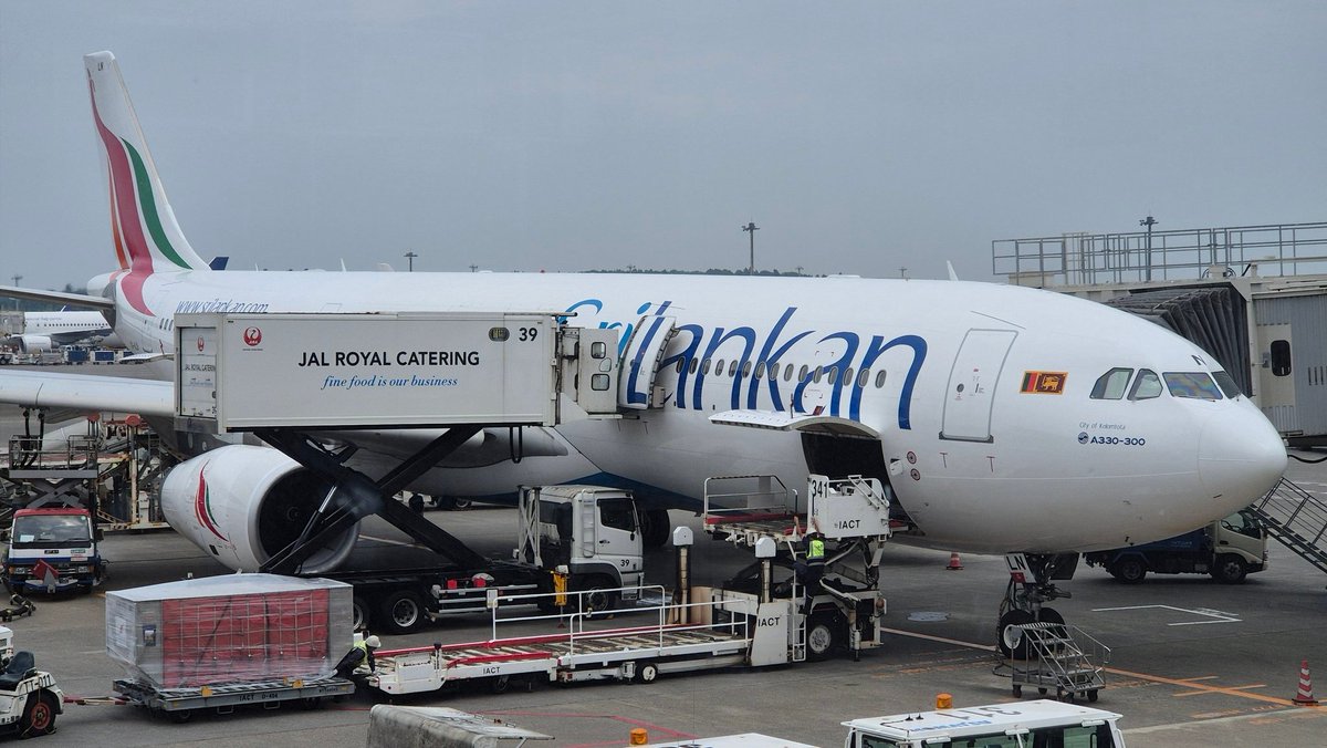 #UL455 is my favourite flight, but a 3.5 hr delay at Narita means I’ll miss my connection—and the next one’s only tomorrow. Might need to rethink my loyalty 🥲 <a href="/flysrilankan/">SriLankan Airlines</a>