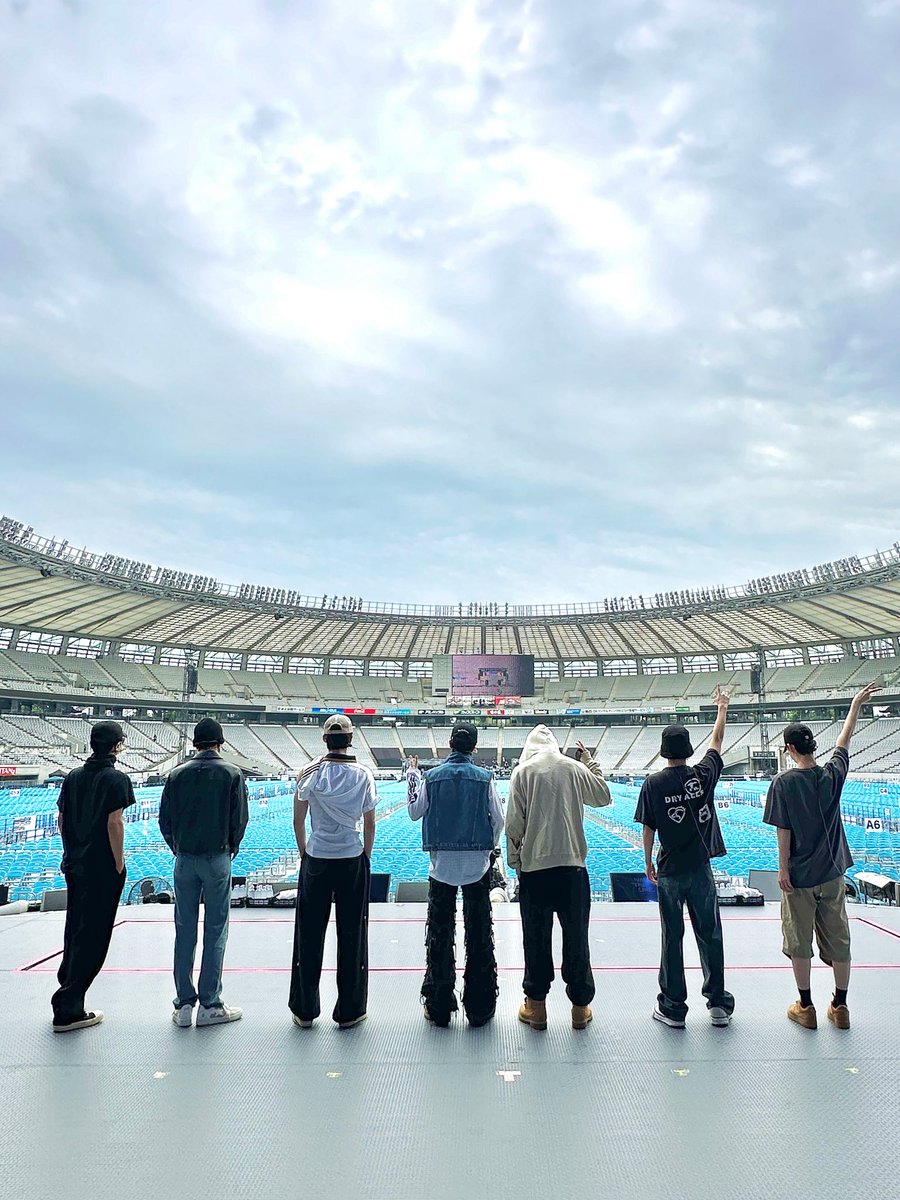 Hoon ୨୧ tweet media