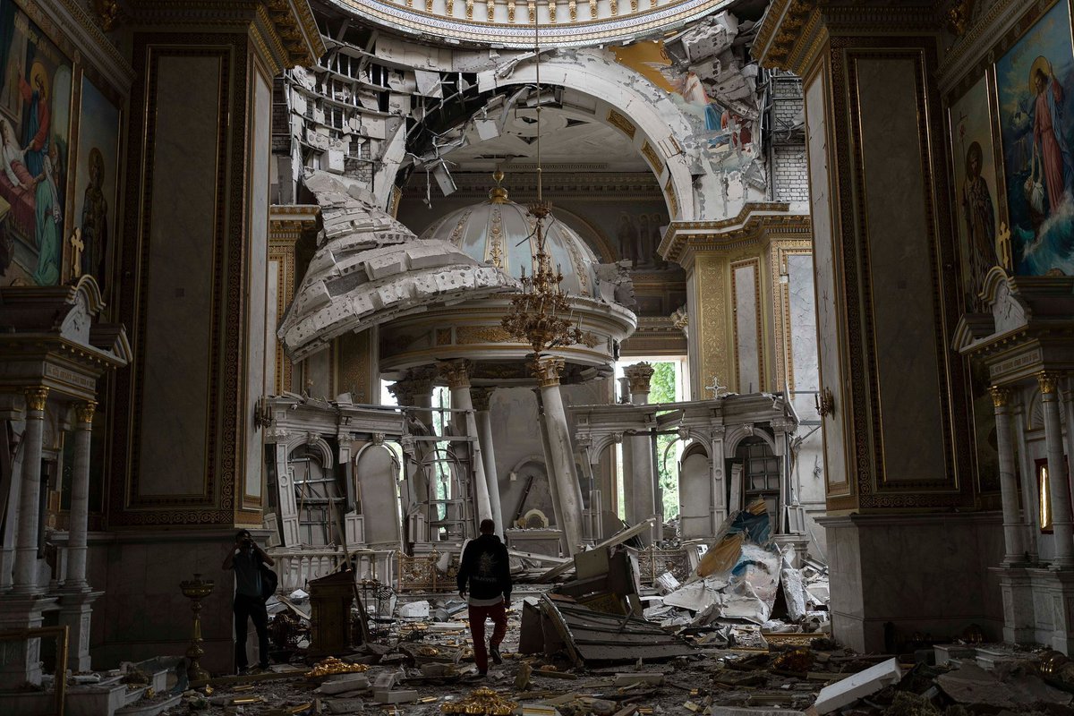 aaan_d's tweet photo. @RepLuna @ZelenskyyUa A textbook example of misinformation: Ukraine restricted the Moscow-backed church aiding an invasion. Meanwhile, Russia is literally bombing churches in Ukraine. Don’t spread lies and enjoy the fireworks https://t.co/zeBpil8Drz