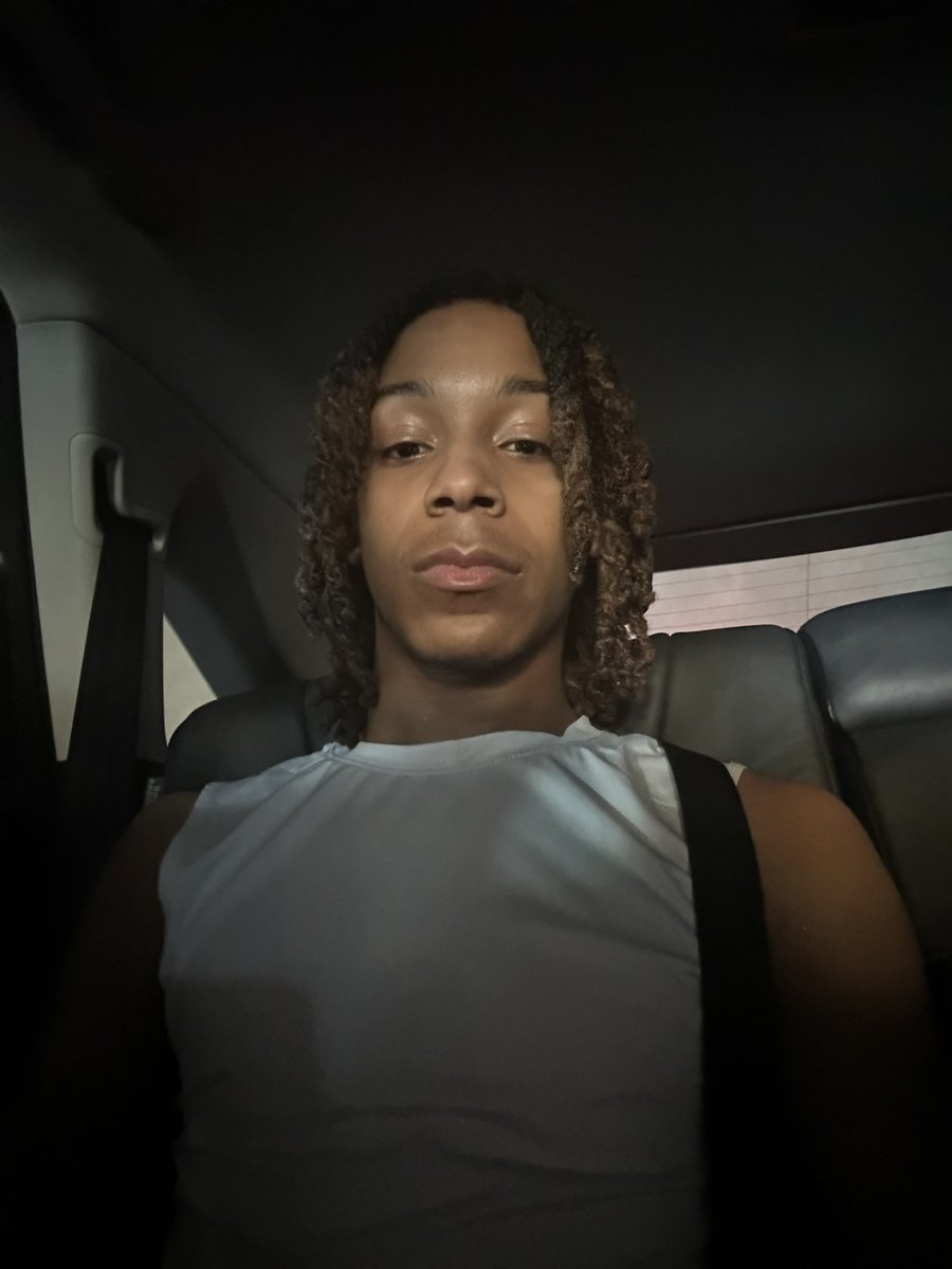 curt333's tweet image. &amp;lt;3