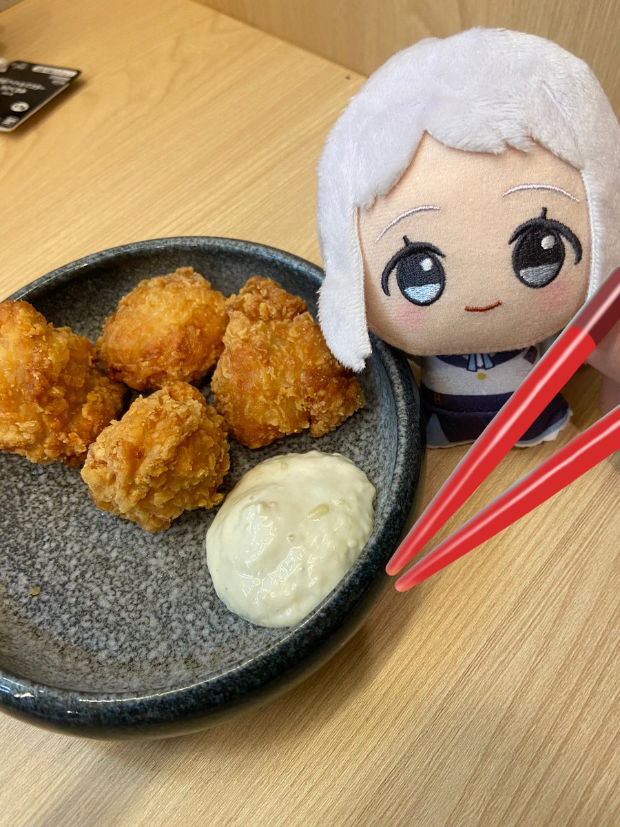 azukiama18's tweet photo. 食事
#初星学園ぬいぬい部 https://t.co/9MWnSOG3Sw