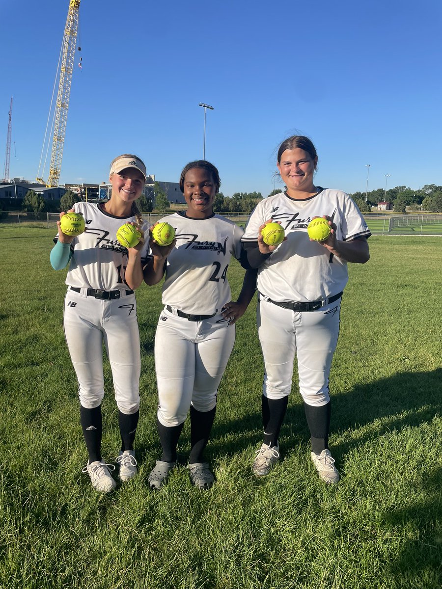 Fury Platinum National Belk (@furyplatnatbelk) on Twitter photo Today’s bomb squad <a href="/MaddoggSanders/">Maddie Sanders</a> <a href="/LaurynLoloLee24/">Lauryn Lee/2027/Catcher/3rd</a> <a href="/AdilynnPetersen/">Adilynn Petersen</a> hitting bombs today!!! <a href="/FuryPlatinum/">FuryPlatinumSoftballClub</a> <a href="/LineDsoftball/">Line Drive Media</a> <a href="/ExtraInningSB/">EXTRA INNING SOFTBALL</a> #Ubuntu #Mudita #coloradosparkler #FirecrackerPowerPool Today’s bomb squad <a href="/MaddoggSanders/">Maddie Sanders</a> <a href="/LaurynLoloLee24/">Lauryn Lee/2027/Catcher/3rd</a> <a href="/AdilynnPetersen/">Adilynn Petersen</a> hitting bombs today!!! <a href="/FuryPlatinum/">FuryPlatinumSoftballClub</a> <a href="/LineDsoftball/">Line Drive Media</a> <a href="/ExtraInningSB/">EXTRA INNING SOFTBALL</a> #Ubuntu #Mudita #coloradosparkler #FirecrackerPowerPool