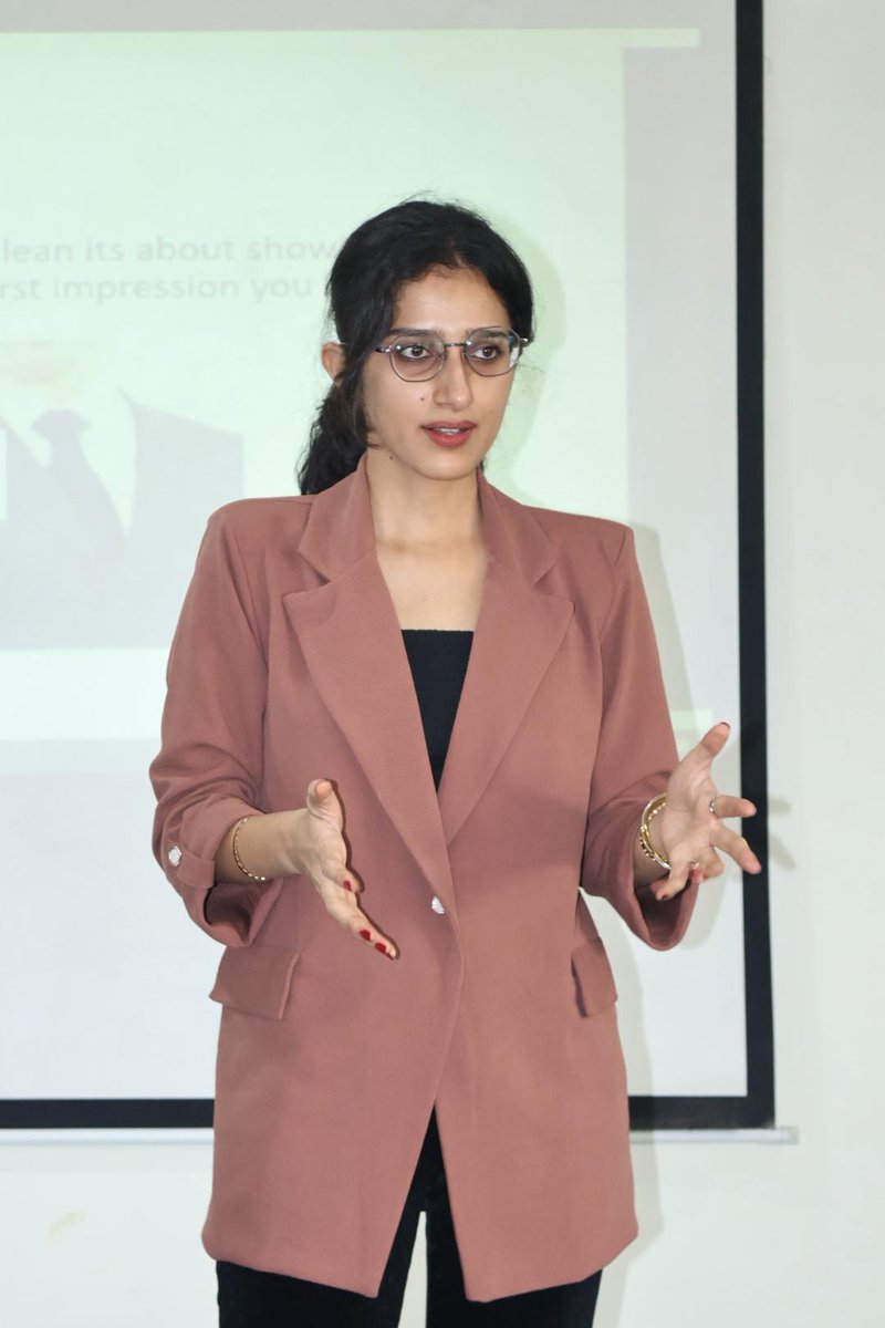 CBALC_Official's tweet photo. Day 4 of Orientation | Learning Beyond the Books 

From understanding the Evolution of Business with Mr. Rohit Vanishri, where students explored how bartering gave way to digital revolutions, with Miss Sushmita Bakale, who reminded us that confidence and presence go hand in hand https://t.co/xVcEz5fqMT