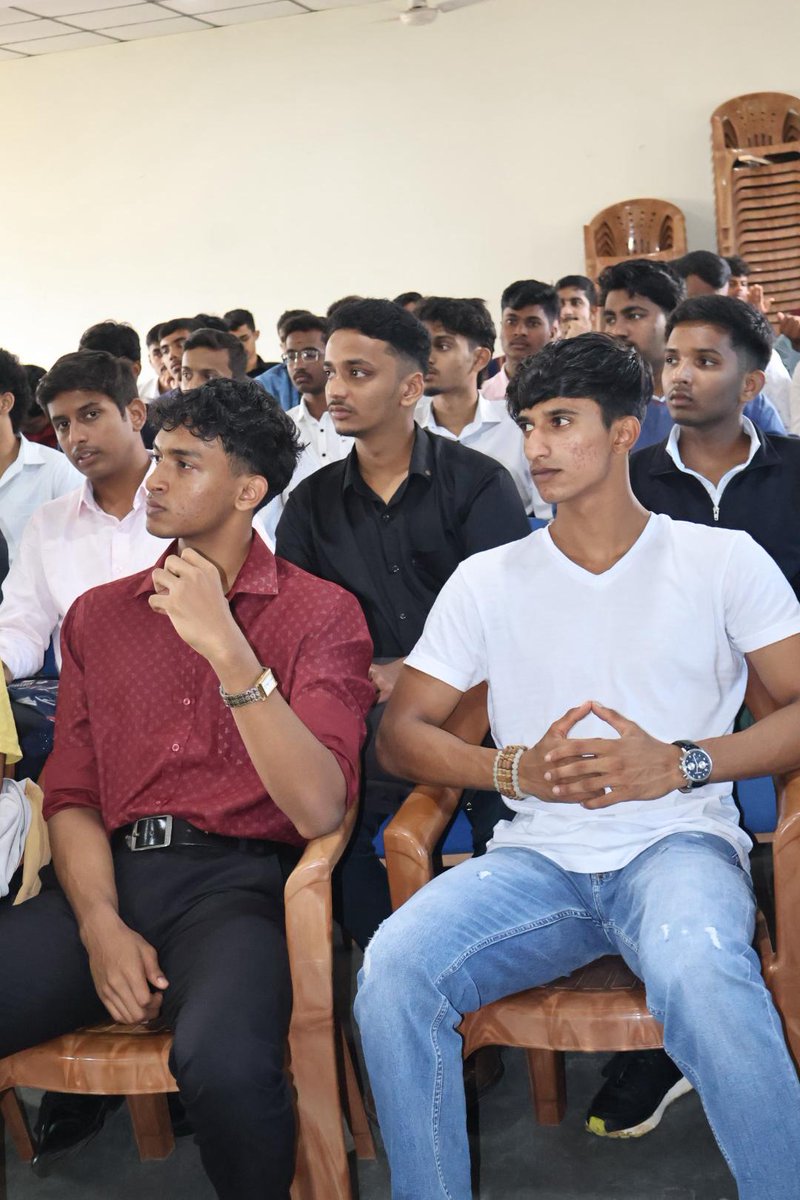 CBALC_Official's tweet photo. Day 4 of Orientation | Learning Beyond the Books 

From understanding the Evolution of Business with Mr. Rohit Vanishri, where students explored how bartering gave way to digital revolutions, with Miss Sushmita Bakale, who reminded us that confidence and presence go hand in hand https://t.co/xVcEz5fqMT