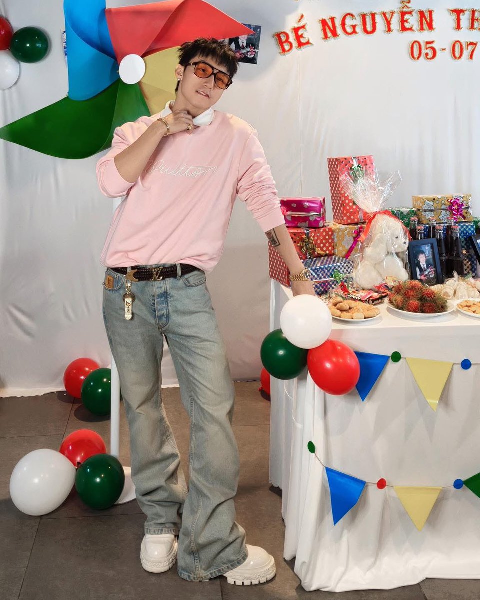Chúc mừng sinh nhật anh <a href="/sontungmtp777/">M-TP</a> 🥰🥰🥰

MỪNG SINH NHẬT TÙNG 18 TUỔI
<a href="/sontungmtp777/">M-TP</a> #SonTungMTP
#HappyBirthdayMTP
#HappyMTPDay