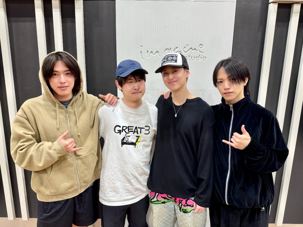 JO1_ANNX's tweet image. /
#JO1 のオールナイトニッポンX #164
radikoタイムフリーで⌛️
\
#白岩瑠姫 #河野純喜 #大平祥生
監督の #稲垣哲朗 さん4人で
#JO1_THE_MOVIE #未完成_Bon_Voyage の裏話をお届け!
🔈TF
radiko.jp/share/?t=20250…
アフタートークでは景瑚くんの水族館話も🐟
share.annjam.jp/GJXT
#JO1ANNX