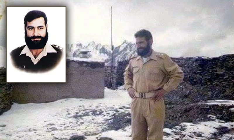 Salman. △ ⑃ ∞ (@salmannaseer) on Twitter photo Today, 5th of July, is the 26th anniversary of Captain Karnal Sher Khan Shaheed.
They talk about “Accountability” and “Public Interest”, but here’s the real story of how Pakistan disowned its own soldiers who died defending this country but were honored by the enemy: Today, 5th of July, is the 26th anniversary of Captain Karnal Sher Khan Shaheed.
They talk about “Accountability” and “Public Interest”, but here’s the real story of how Pakistan disowned its own soldiers who died defending this country but were honored by the enemy: