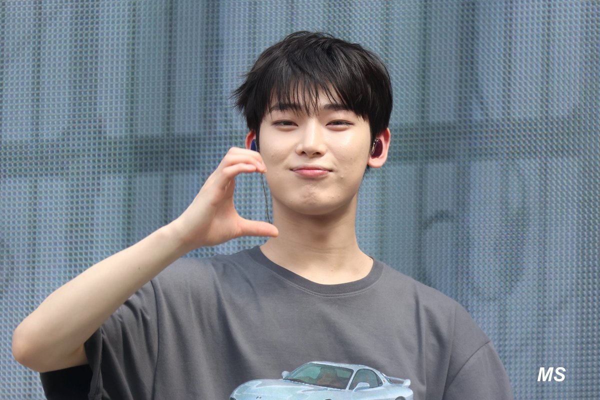 moonstarx72's tweet photo. 250705 WALK THE LINE soundcheck

#EN_WALKTHELINE #EN_WORLDTOUR_WALKTHELINE
#ENHYPEN #엔하이픈
#SUNOO #선우 #ソヌ #엔하이픈_선우
@ENHYPEN_members https://t.co/VFl4OPjZMl