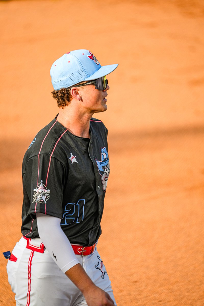 RaisedNBaseball's tweet photo. 108 exit velo tonight…. And a new PR on the bump!! 96.3MPH.
What are we doing!!
@mgfmarshalls
#baseball
#risingstock https://t.co/MB70O7q7xW