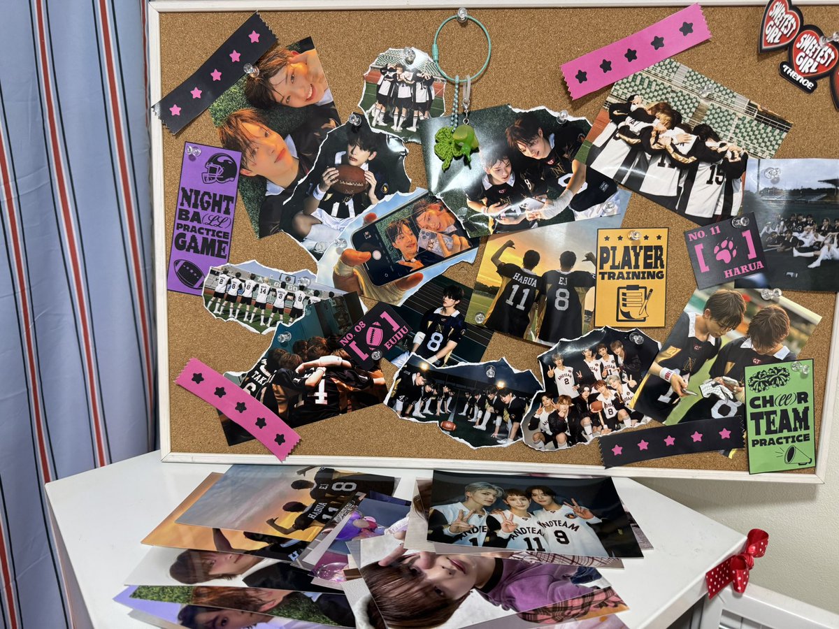 SSC_nightball's tweet photo. * 오후 7시에 이벤트 마감 후 벽에 부착되었던 포스터, 인��사진 등 나눔 진행합니다. 
나눔 받으실 분들은 오후 7시에 카페로 와주세요! https://t.co/Hnnki6hDmB