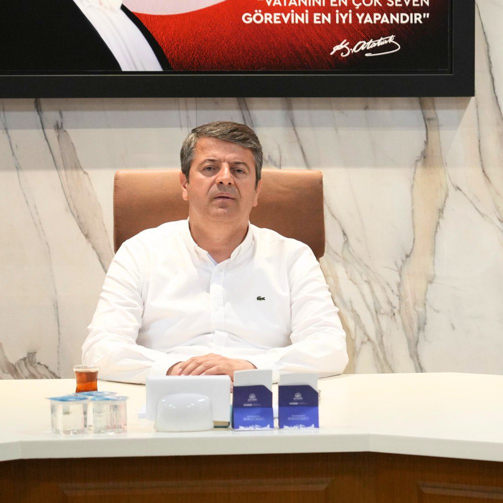 Yetti artık be‼️

Ben bir avukat olarak bu kadar hukuksuzluğa tahammül edemiyorum artık

Bu kez de Türkiye Belediyeler Birliği Başkan Vekili ve Adana Büyükşehir Belediye Başkanı Zeydan Karalar ve Adıyaman Belediye Başkanı Abdurrahman Tutdere gözaltına alındı.