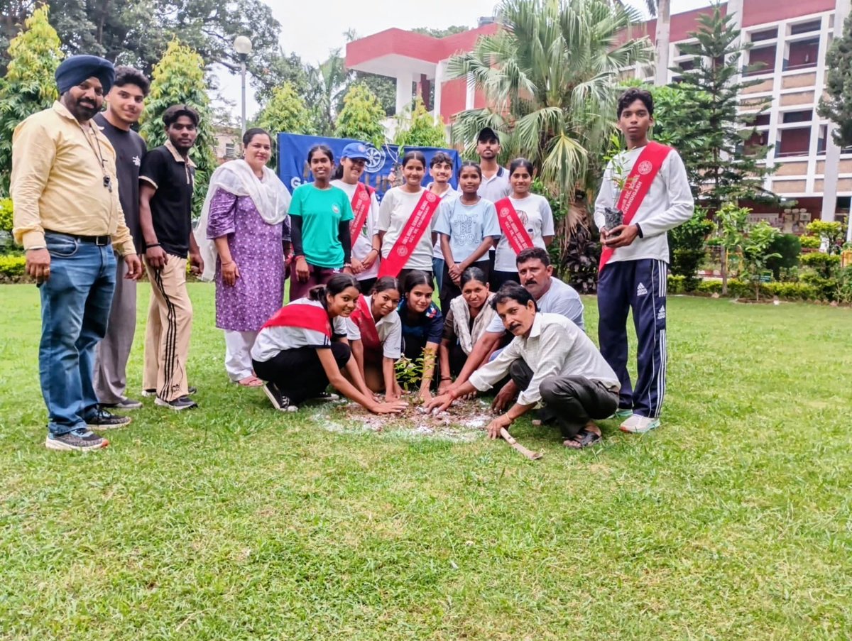 gmsss8bchd tweet media