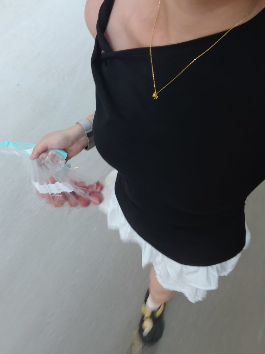 推上和vx上  嘻嘻 ＃骚货 #母狗曝光 ＃奶子