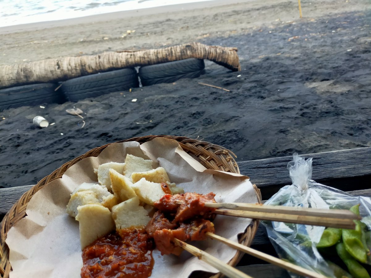 Ada yang d daerah Pantai Saba