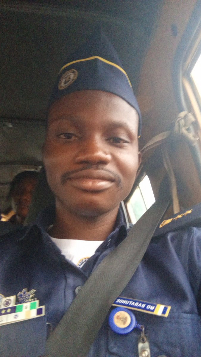 BMOlaoluwa's tweet image. The day is bright, it's bright and fair
Oh happy day, the day of joy

The big day is here, Ojude àwọn ìkọ ọba ọ̀run 
#RAWeek2025 #Flagoff #RALEBCUsheringIn #HigherGround