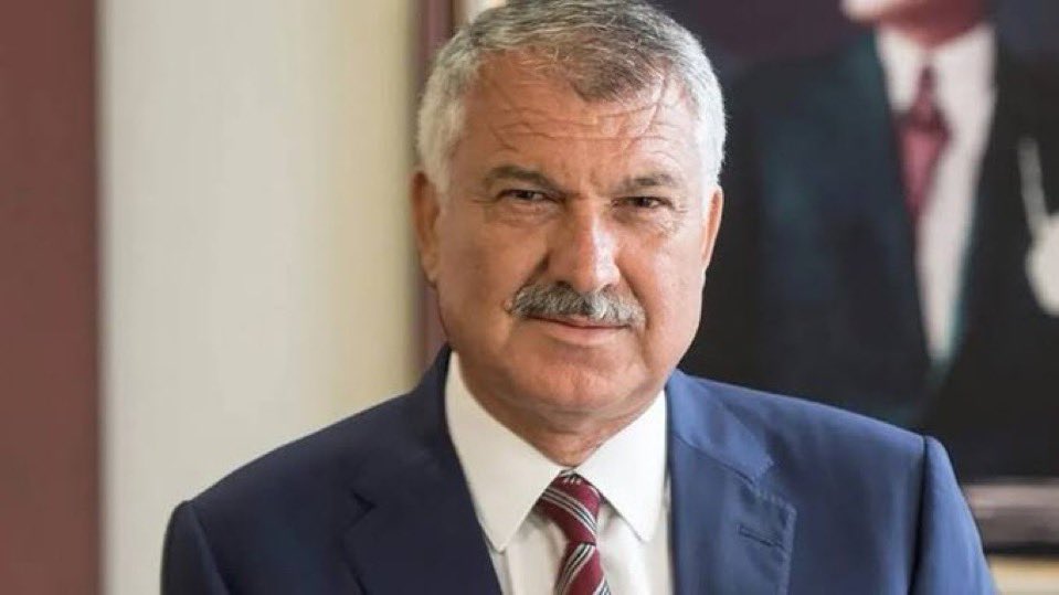 ebugargamelyeni's tweet photo. Zeydan Karalar gözaltına alındı. 
Yeter ama sıktınız iyice. https://t.co/93iWEyJpBE