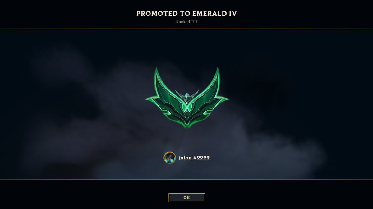 EMERALD IN MY FIRST SET EVER 😭🎉