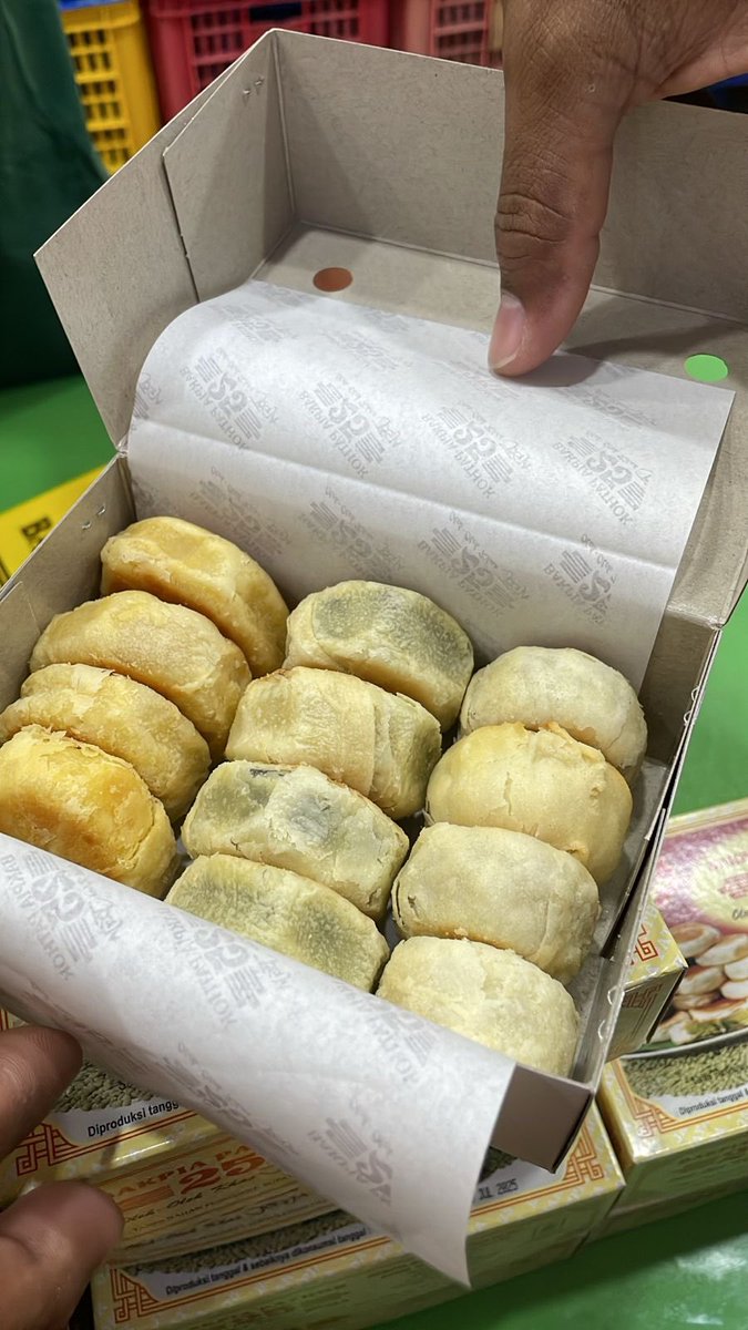 12Powtoon's tweet photo. JAJANAN
ciki cikian 15k
bakpia patok 25 :
original (kacang ijo) 38k
keju, coklat, nanas 40k

fee jastip (jajanan)

<50k (5k/item)
51-100k (10k/item)
101-150k (15k/item)
151-200k (20k/item)
>200k (25k/item) https://t.co/FUcV3ydErO