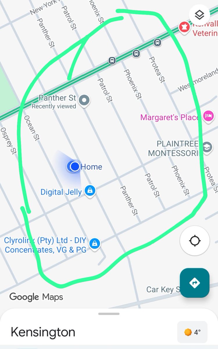 WaterCrisisJHB's tweet photo. @JHBWater  Day 4 no water in this section in Kensington. JW team who arrived advised residents to "call plumbers" instead of bothering to check for closed valves or airlocks. Can you please send competent and trained technicians to deal with the problem? https://t.co/IrMbDUwbY3