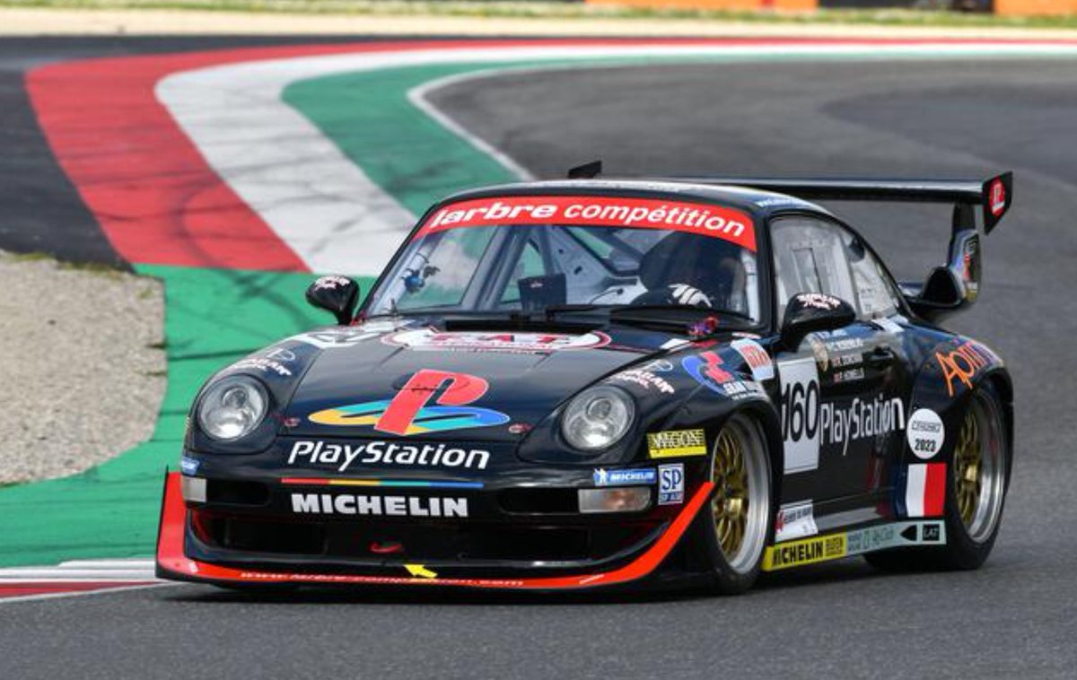 ObsoleteSony's tweet image. 1997 PlayStation Porsche 911 GT2