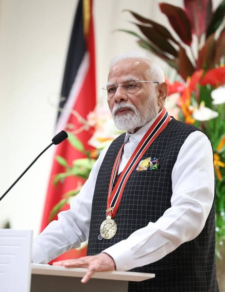 भारत के यशस्वी प्रधानमंत्री आदरणीय श्री <a href="/narendramodi/">Narendra Modi</a> जी को ट्रिनिदाद और टोबैगो का सर्वोच्च नागरिक सम्मान "The Order of the Republic of Trinidad and Tobago" से सम्मानित किए जाना प्रत्येक भारतीय के लिए गर्व का विषय है।
#PMModiInTrinidadTobago #NewIndia 

<a href="/BJP4India/">BJP</a> <a href="/AmitShah/">Amit Shah</a>