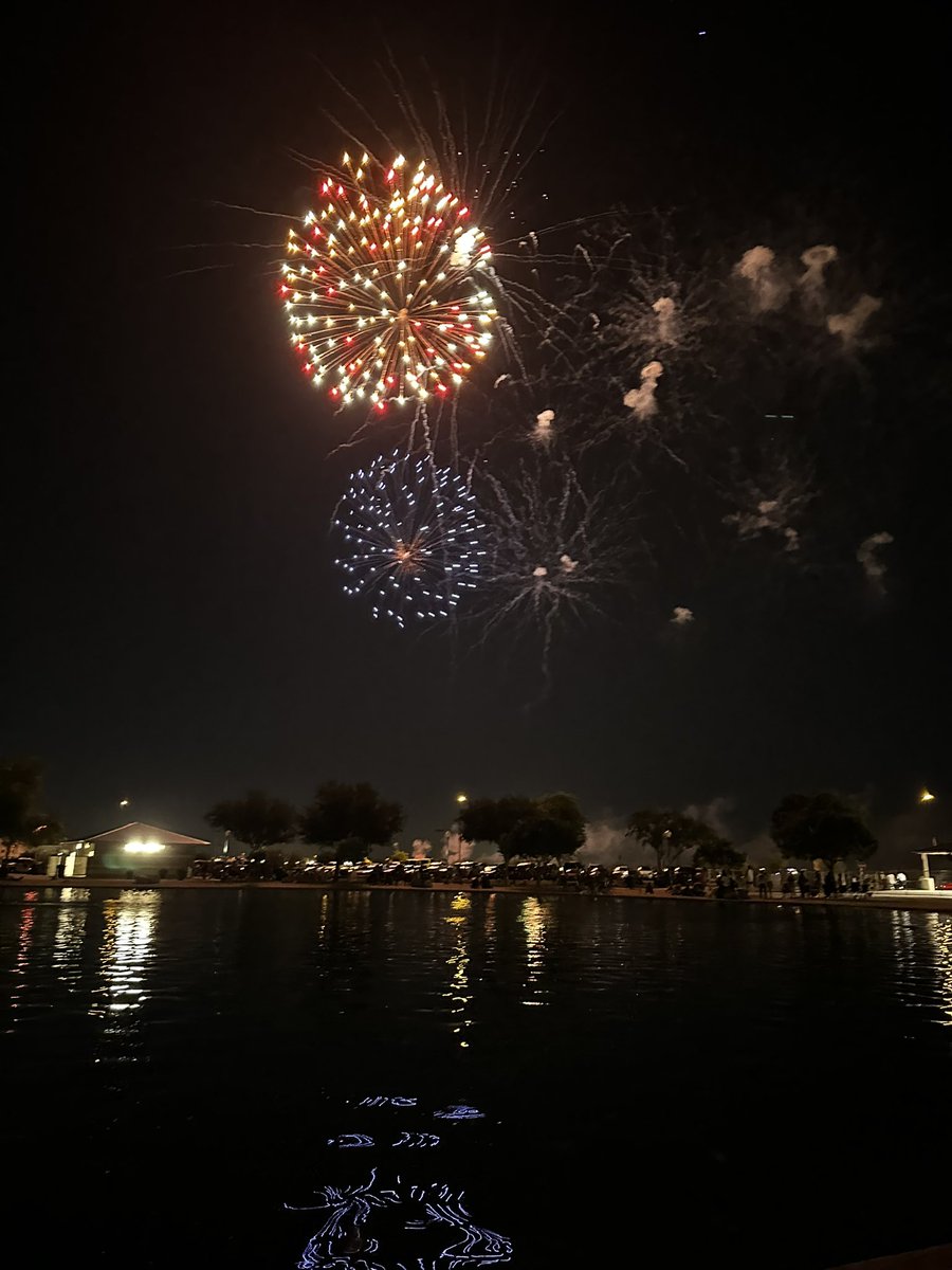 chegoyepez's tweet image. Happy 4th of July! Feliz 4 de Julio!