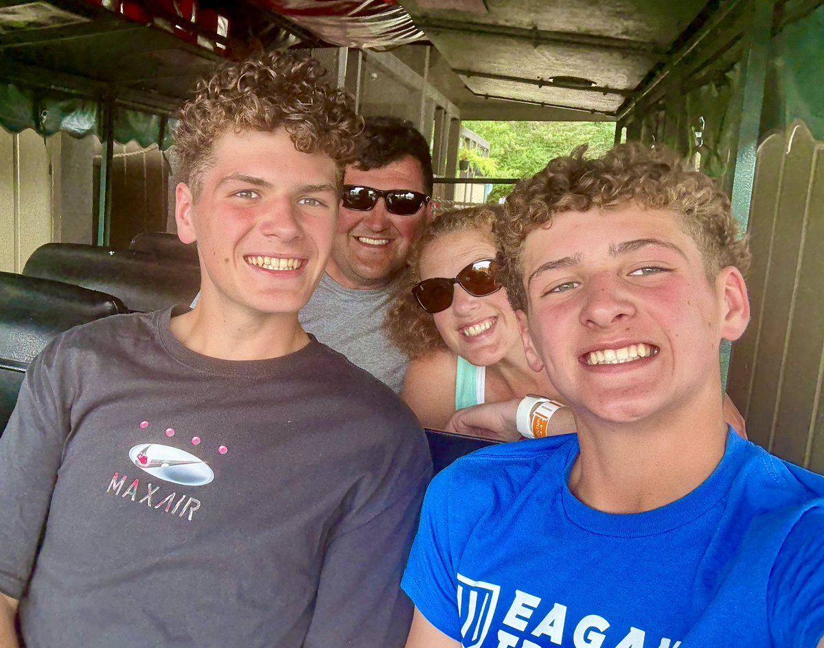 Ryan Miskowicz (@ryan_miskowicz) on Twitter photo While AAU is on break, I spent some time relaxing with my family in the Dells watching my brother Tyler take the Ghost Town Tournament Championship and then hanging with my family for some Dells fun. While AAU is on break, I spent some time relaxing with my family in the Dells watching my brother Tyler take the Ghost Town Tournament Championship and then hanging with my family for some Dells fun.