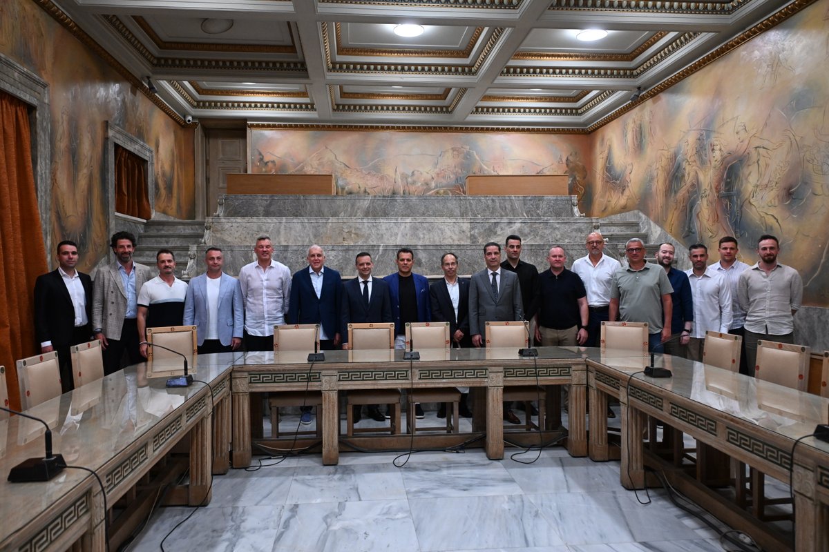 EuroLeague Head Coaches Board - EHCB (@headcoachesorg) on Twitter photo The Mayor of Athens <a href="/h_doukas/">Haris Doukas</a> invited the EHCB in the city hall on the occasion of the 2025 EHCB Coaches Congress, spending the night under the stars in Athens! The Mayor of Athens <a href="/h_doukas/">Haris Doukas</a> invited the EHCB in the city hall on the occasion of the 2025 EHCB Coaches Congress, spending the night under the stars in Athens!