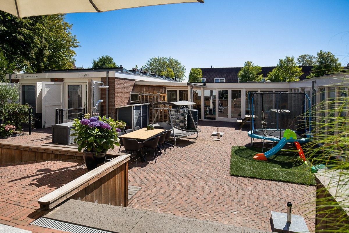 GESPOT: B&amp;B De Oude Pastorie 👀

In het centrum van Lisse vind je deze, in authentieke stijl gerenoveerde en gemoderniseerde bed &amp; breakfast met restaurantruimte.
⁠
Meer info &amp; details 🔗 horecaspot.nl/aanbod/vastgoe…