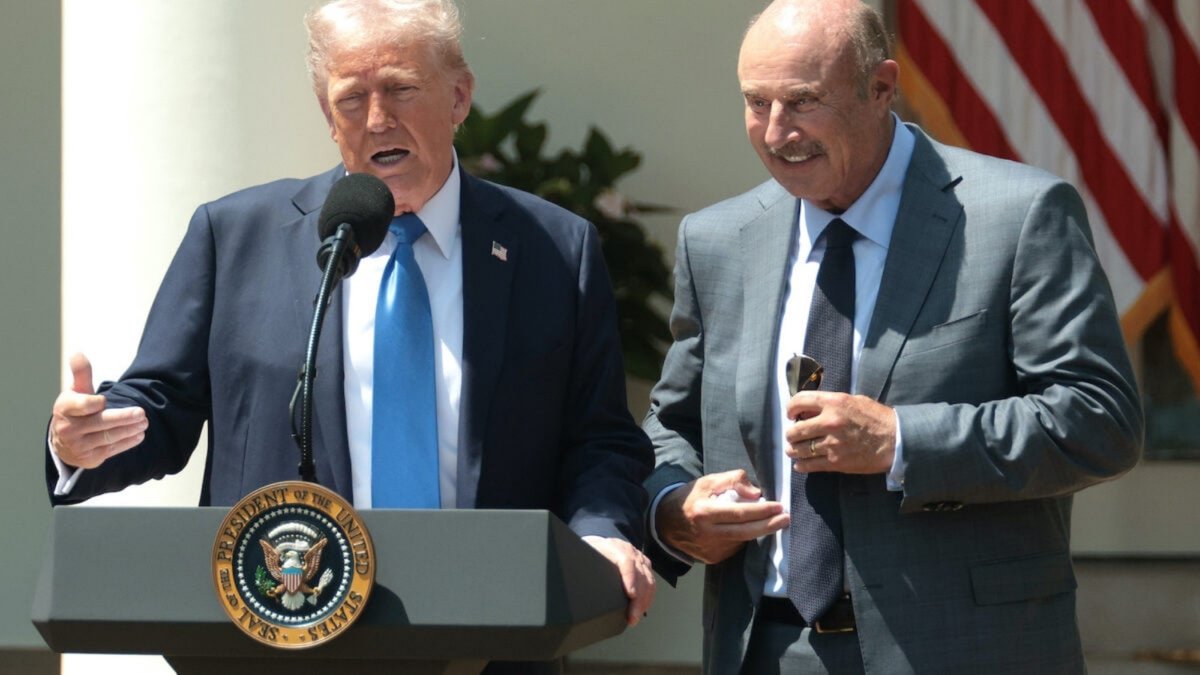 Etats unis / insolite / Le réseau de télévision « anti-woke » du Dr Phil dépose le bilan après seulement 1 an bsky.app/profile/geopol…