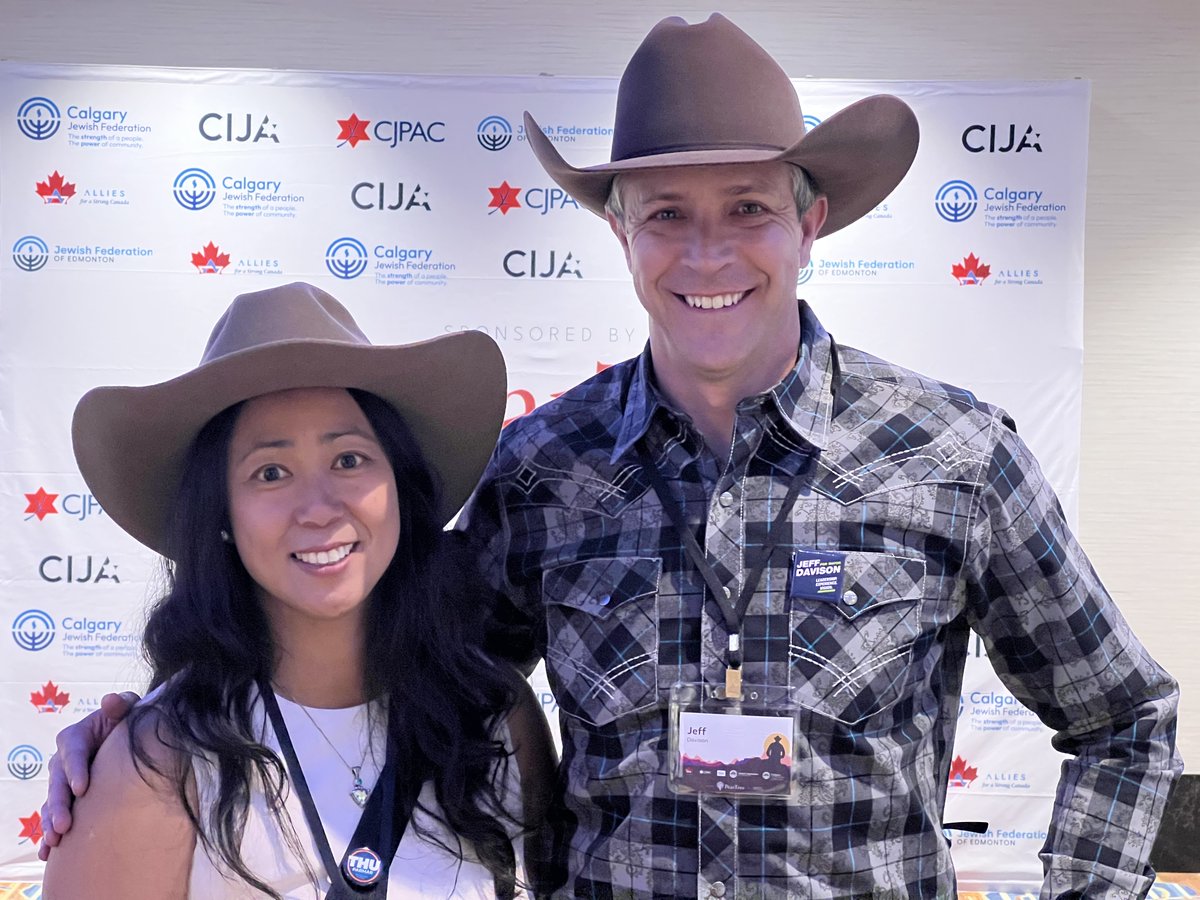 JeffDavisonYYC's tweet image. Fabulous Friday morning at the Spuds and Suds Stampede Breakfast!
This is what I love about the #yycstampede - it brings everyone together.
-Jeff