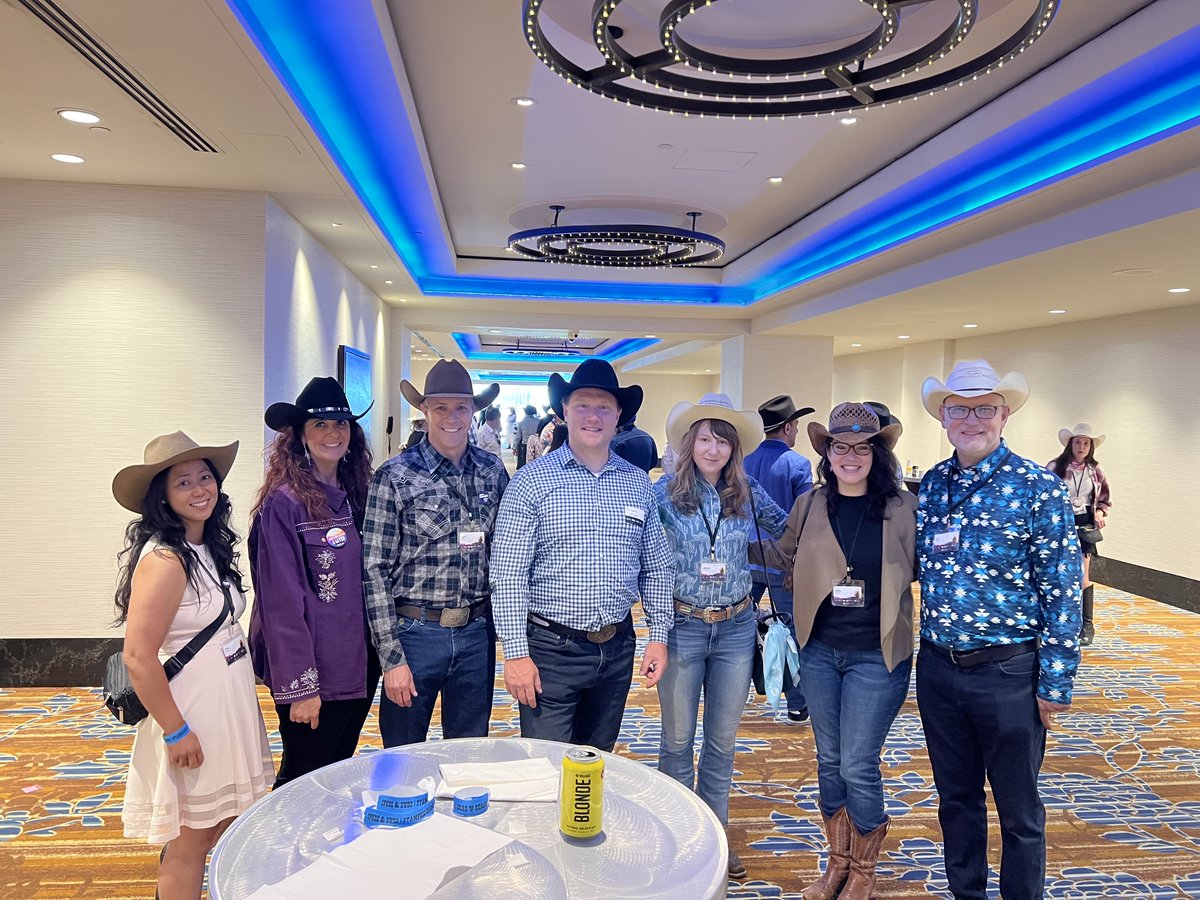 JeffDavisonYYC's tweet image. Fabulous Friday morning at the Spuds and Suds Stampede Breakfast!
This is what I love about the #yycstampede - it brings everyone together.
-Jeff