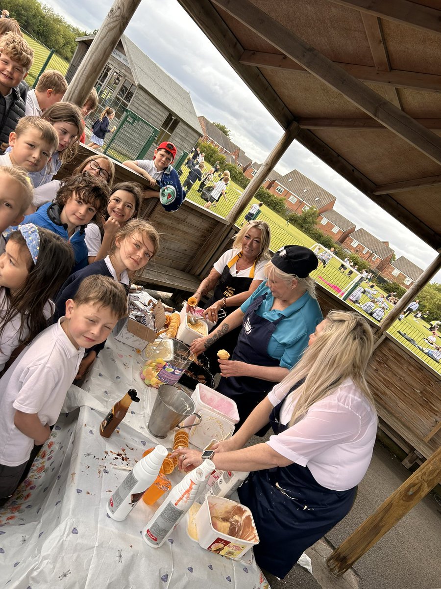 Amberley Primary (@amberleyprimary) on Twitter photo Some pics from our 'Book-nic Day', a day dedicated for the joy of reading for pleasure! Thanks to Miss Taylor for organising and our kitchen team and <a href="/mellorscatering/">Mellors Catering Services</a> for preparing our book-nic lunch! 📚❤️<a href="/NTPrimaryTeam/">Education North Tyneside Primary Team</a> Some pics from our 'Book-nic Day', a day dedicated for the joy of reading for pleasure! Thanks to Miss Taylor for organising and our kitchen team and <a href="/mellorscatering/">Mellors Catering Services</a> for preparing our book-nic lunch! 📚❤️<a href="/NTPrimaryTeam/">Education North Tyneside Primary Team</a>