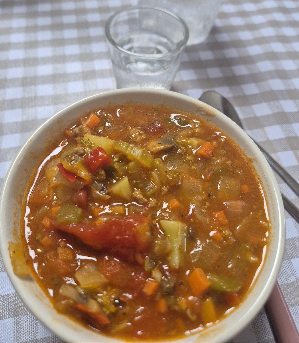 다이어트 한다고 마녀스프 만들었는데 결국 엔딩은 안주...
오랫만에 낮술‼️‼️