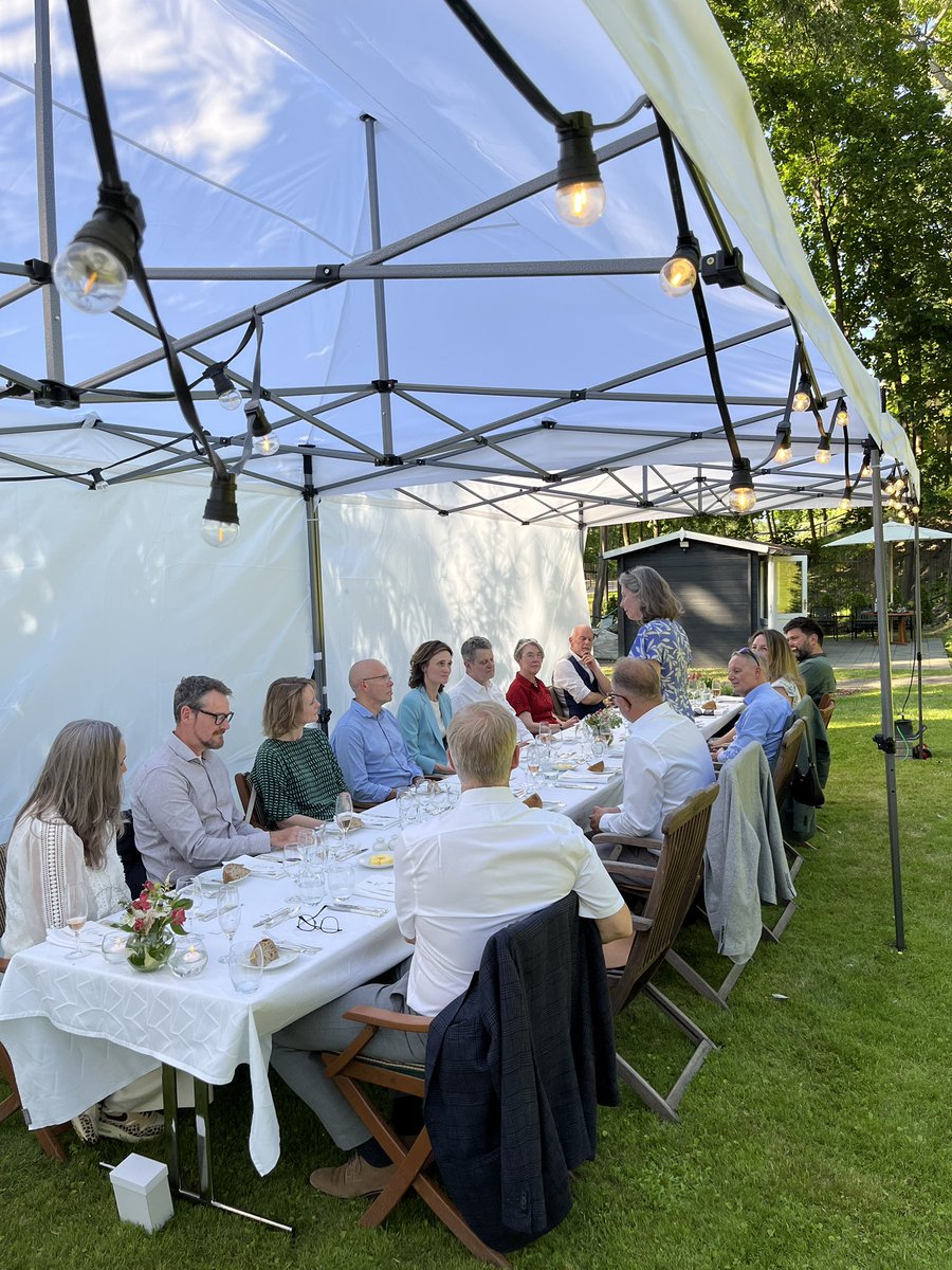 DKAMBinLT's tweet image. A warm farewell to Colonel Peter Nielsen 🇩🇰, thanking him for his excellent command of @NFIU_Lithuania since 2021 🇱🇹 And a warm welcome to Dutch 🇳🇱 Colonel Merlijn Heiligers #strongertogether