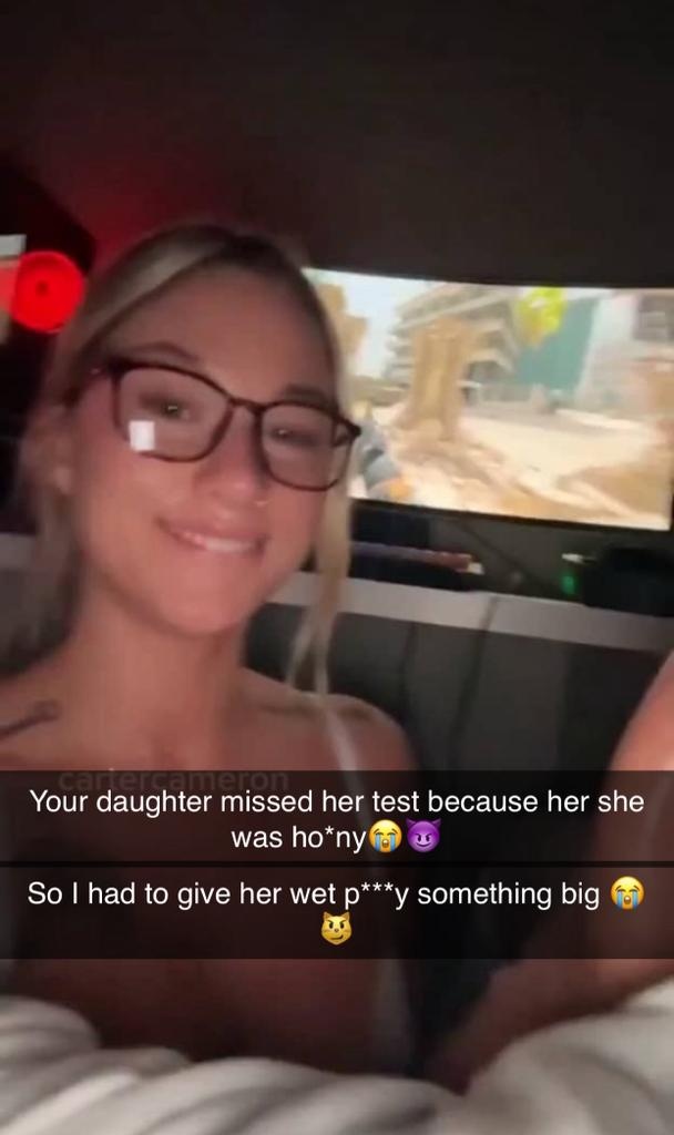 No way she don’t care about being on video 😭😭
A thread 🧵