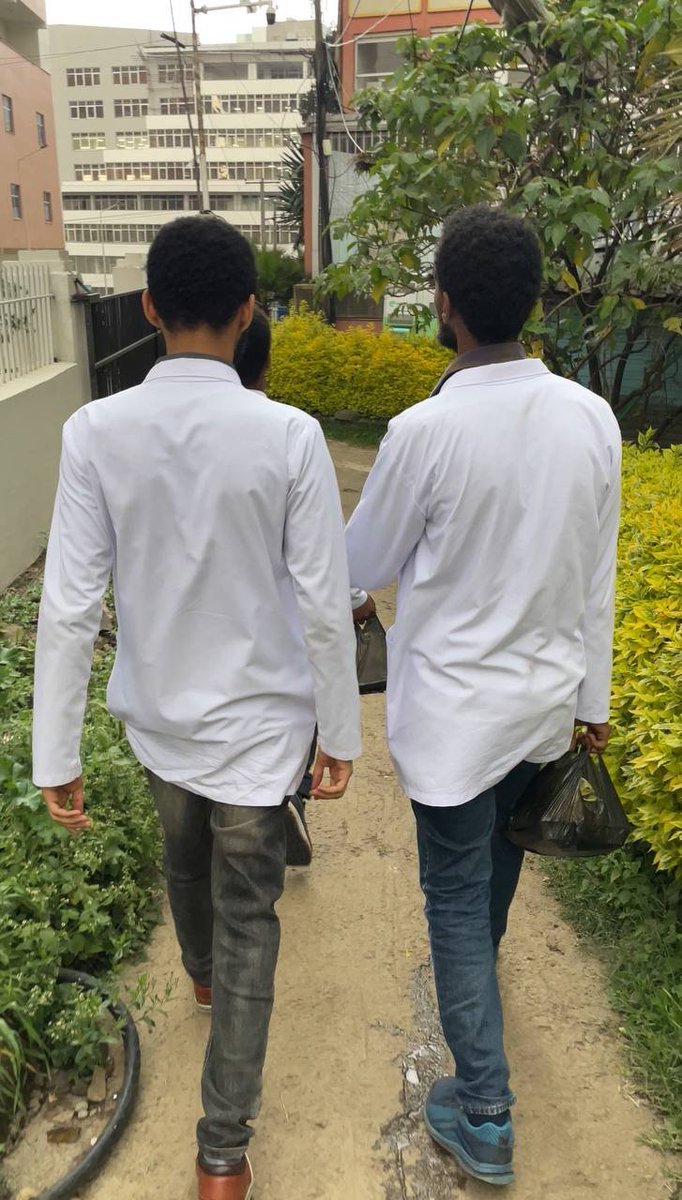 MirkuzIn's tweet photo. Another heartwarming and successful weekly ward visit at the Cardiology Ward ❤️🏥!
Showing genuine compassion to our patients helps them see that we’re not just here to learn from their cases — we truly care about them as human beings. https://t.co/KrNqtCMGqY