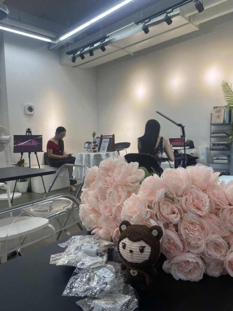 Piercing x Flower making here at <a href="/cafe408_/">CAFE 408</a> 🩷