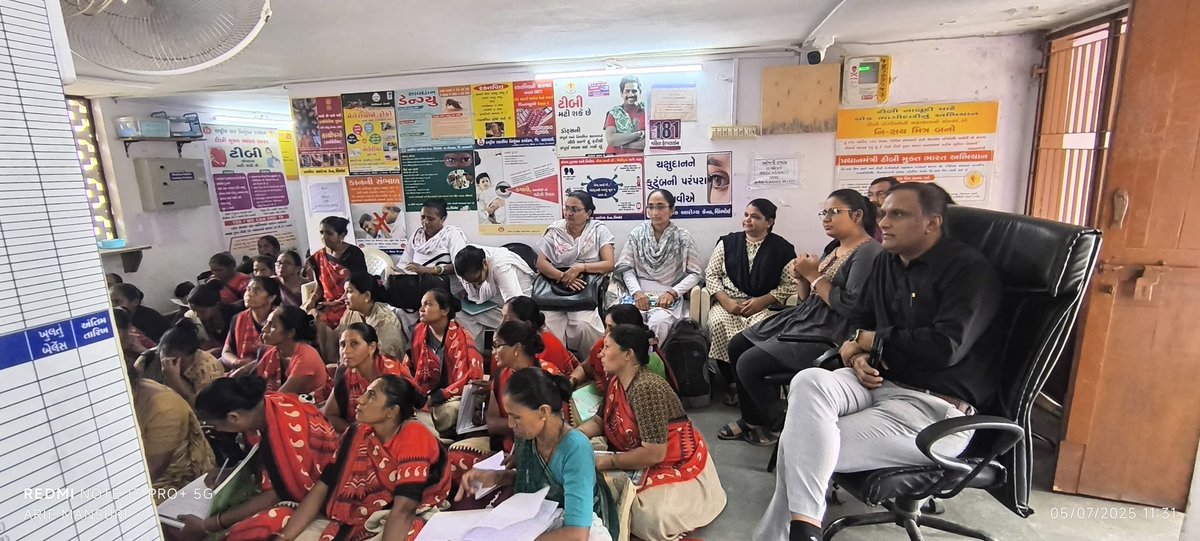 Res Sir આજરોજ Tho સર દ્વારા લીંભોઈ PHC નીવિકલી  મિટિંગ માં વિજીટ કરી જરૂરી માર્ગદર્શન આપ્યું <a href="/CollectorArv/">Collector & District Magistrate, Arvalli</a> <a href="/IecArvalli/">SBCC Arvalli</a> <a href="/DdoArvalli/">DDO Arvalli Modasa</a> <a href="/jhparmar74/">DR JAYESH PARMAR</a> <a href="/DrYagneshN43242/">Dr Yagnesh Nayak</a>