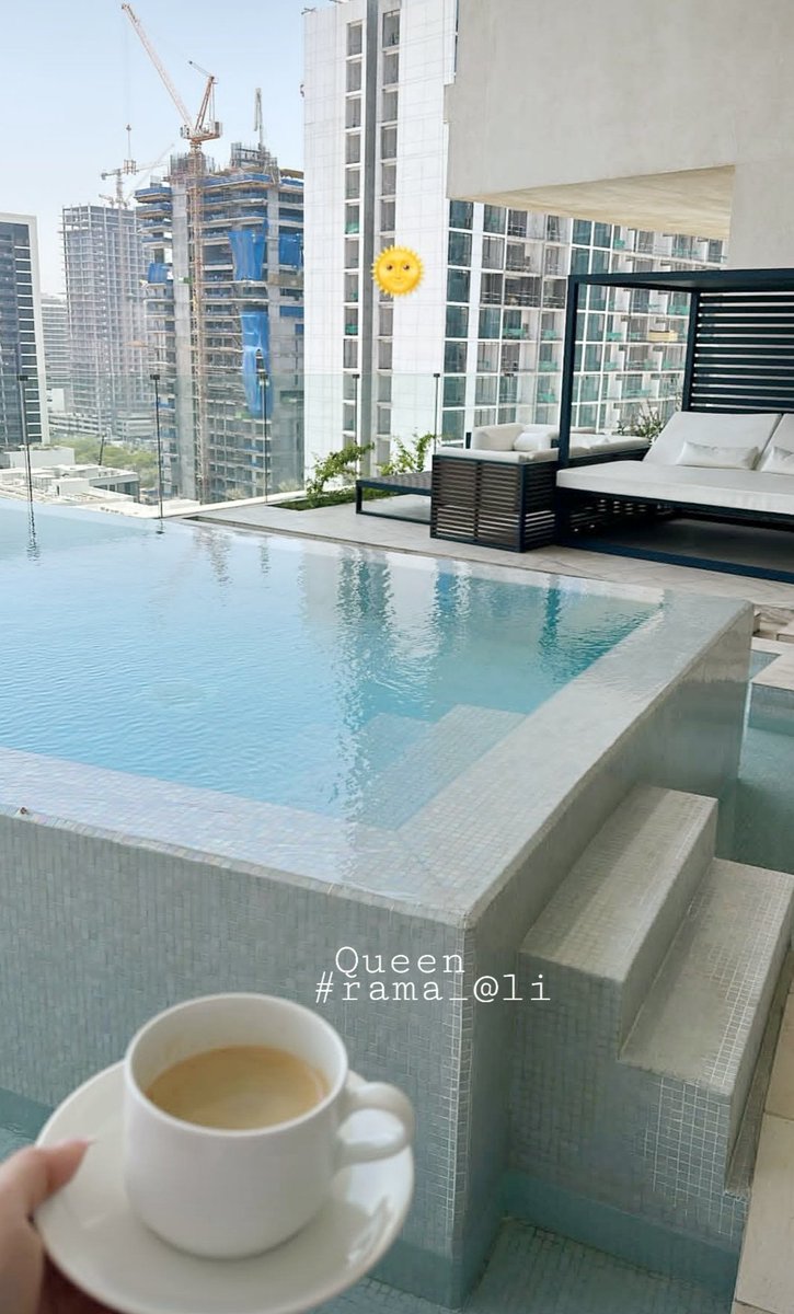 Ramaali69248514's tweet photo. #صباح_الخير 😇
كيفكم وكيف اصبحتو😍 صحيت من بكير من بعد ليلة كتير بتجنن بيشهد عليها كل زاويا بالمسبح🙈 وما بعرف مين كمان🤷🏻‍♀️🙈😂
شو عم تعملو بدي اشرب #قهوتي وعندي كم شغلة وبعدها طالعة مشوار مع سلفاتي 😌 وانتو مداومين ولا معطلين 🤔 نهاركم حلو ❤

#الهلال #FIFACWC #دبي #AlHilal #dubai https://t.co/ozbGGaLXOD