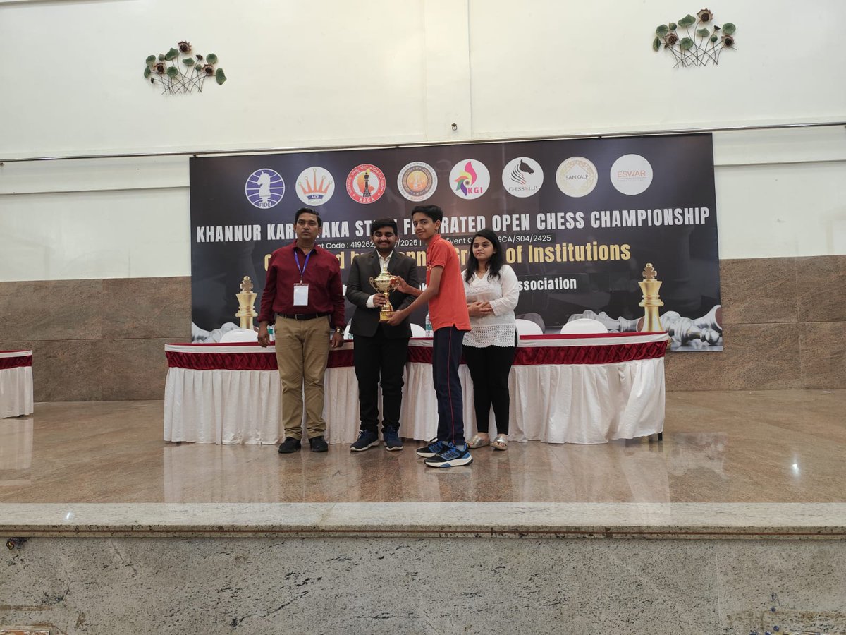 Kv1Jalahalli's tweet image. PM Shri K V No.1 Jalahalli is proud to announce the achievement of our student Abhineeth Bhat who got first place in Kannuru Karnataka State Fide Rated Open Chess Championship held in Bengaluru.
@KRoblr 
@KVS_HQ