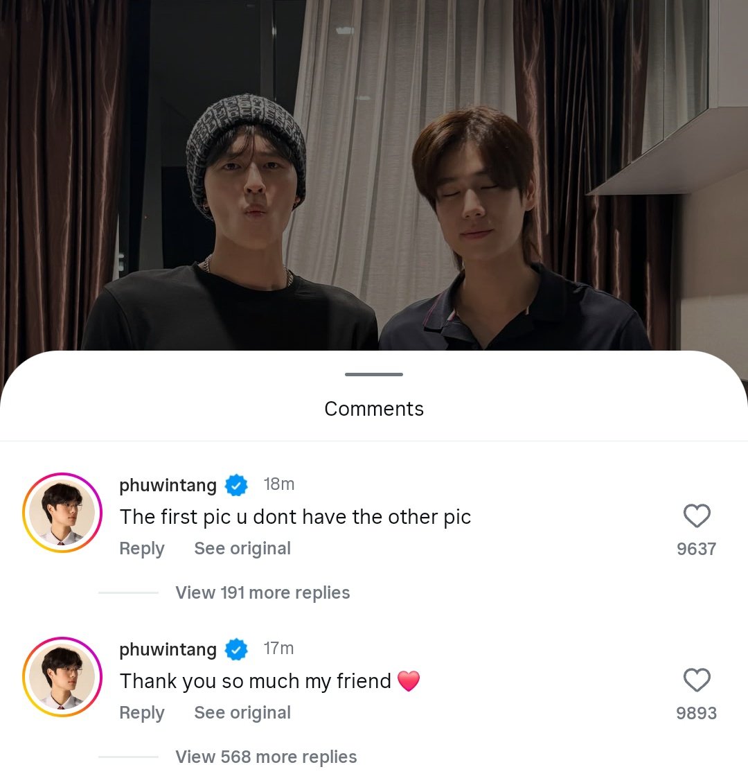 temen apa yg pake lope merah