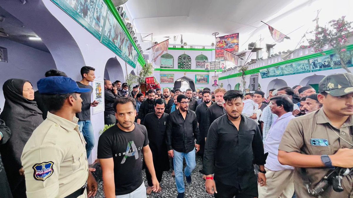 Jaffar Hussain Meraj (@jaffarhusainmla) on Twitter photo Alhamdulillah! Under the leadership of <a href="/aimim_national/">AIMIM</a> president <a href="/asadowaisi/">Asaduddin Owaisi</a> & floor leader <a href="/akbarowaisii/">Akbaruddin Owaisi</a> , Lakshmi Elephant has safely arrived in Hyderabad from Tumkur, Karnataka!
Today Inspected arrangements at Bibi Ka Alawa and route of Savari E Alam with <a href="/RiyazEffendi/">Mirza Riyaz Ul Hassan Effendi</a> & Alhamdulillah! Under the leadership of <a href="/aimim_national/">AIMIM</a> president <a href="/asadowaisi/">Asaduddin Owaisi</a> & floor leader <a href="/akbarowaisii/">Akbaruddin Owaisi</a> , Lakshmi Elephant has safely arrived in Hyderabad from Tumkur, Karnataka!
Today Inspected arrangements at Bibi Ka Alawa and route of Savari E Alam with <a href="/RiyazEffendi/">Mirza Riyaz Ul Hassan Effendi</a> &