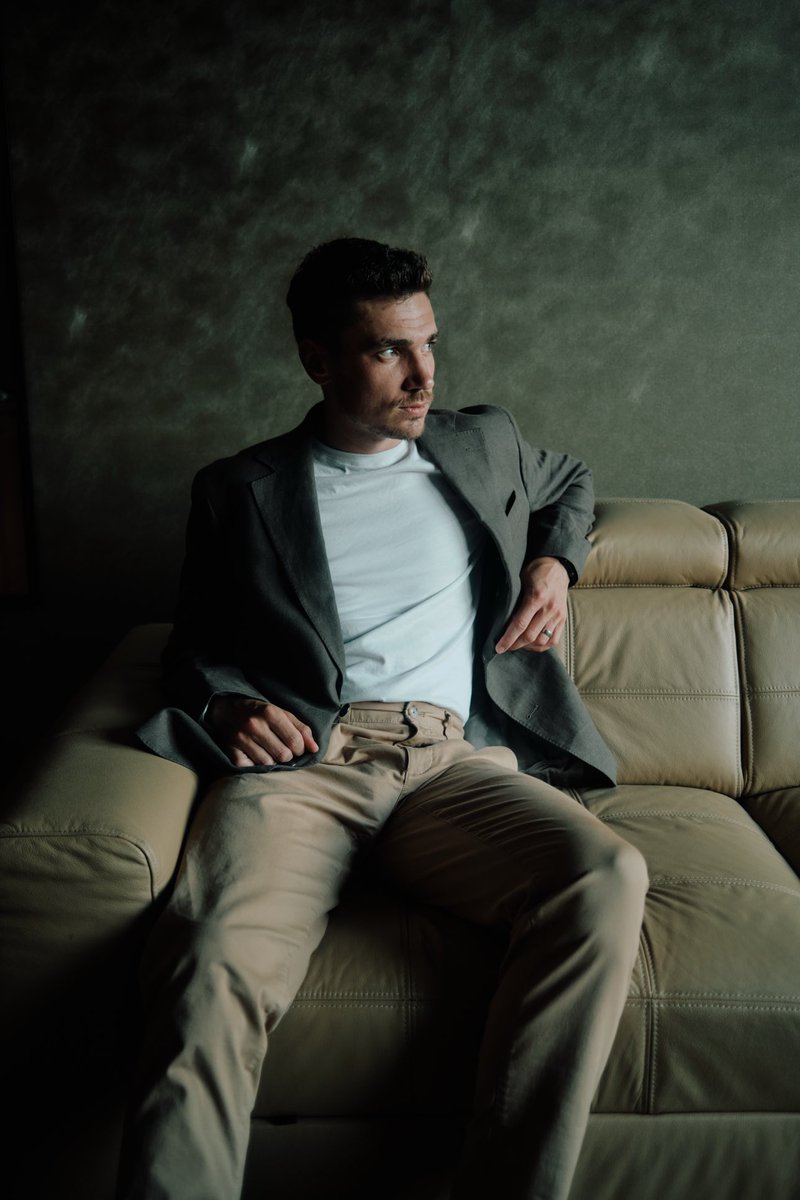 Come sit in daddy’s lap