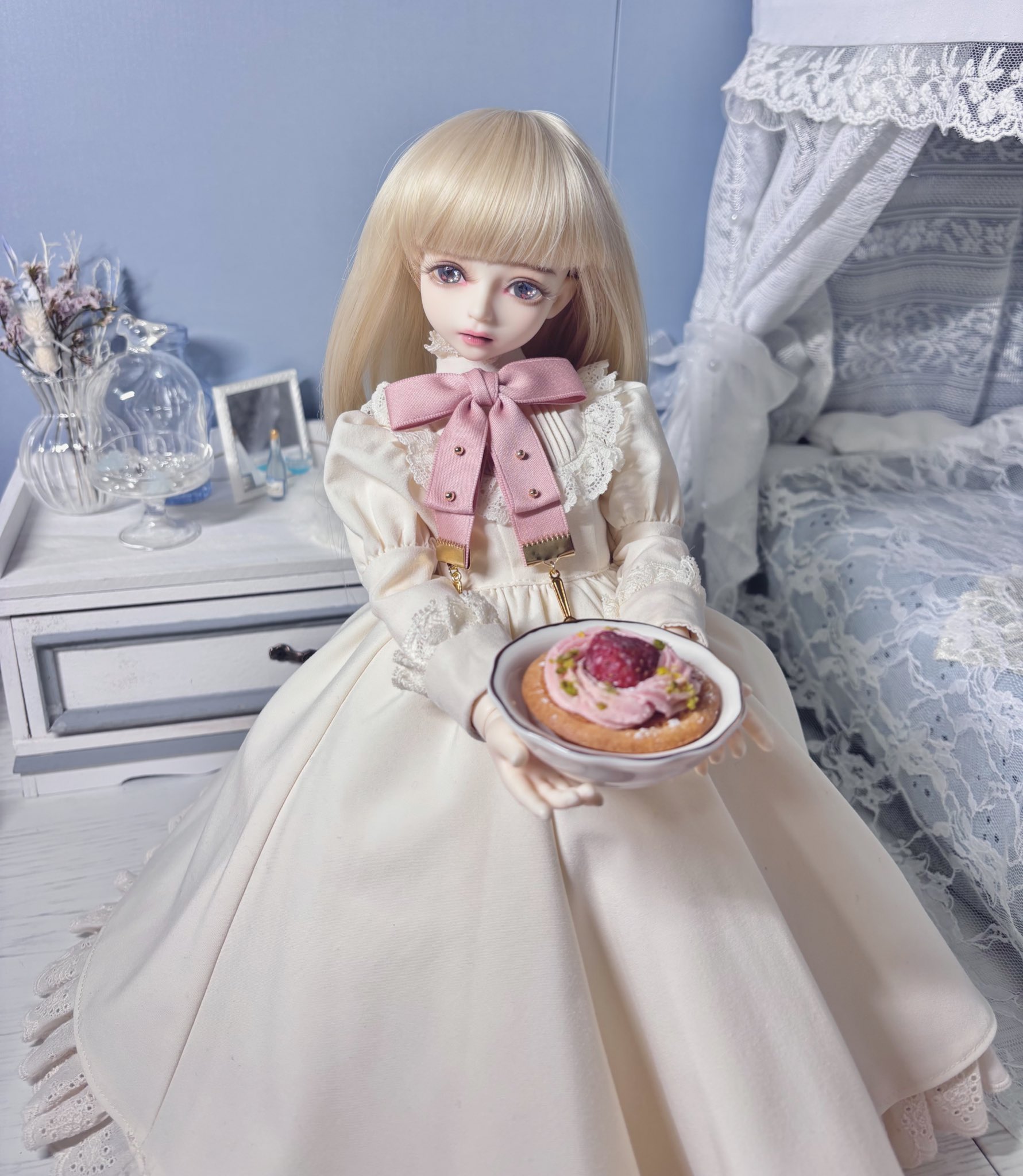 いちご様おまとめ専用です。トールペイント作品 トールペイント 作品 黄色の薔薇と花いっぱいの豪華特大ボード